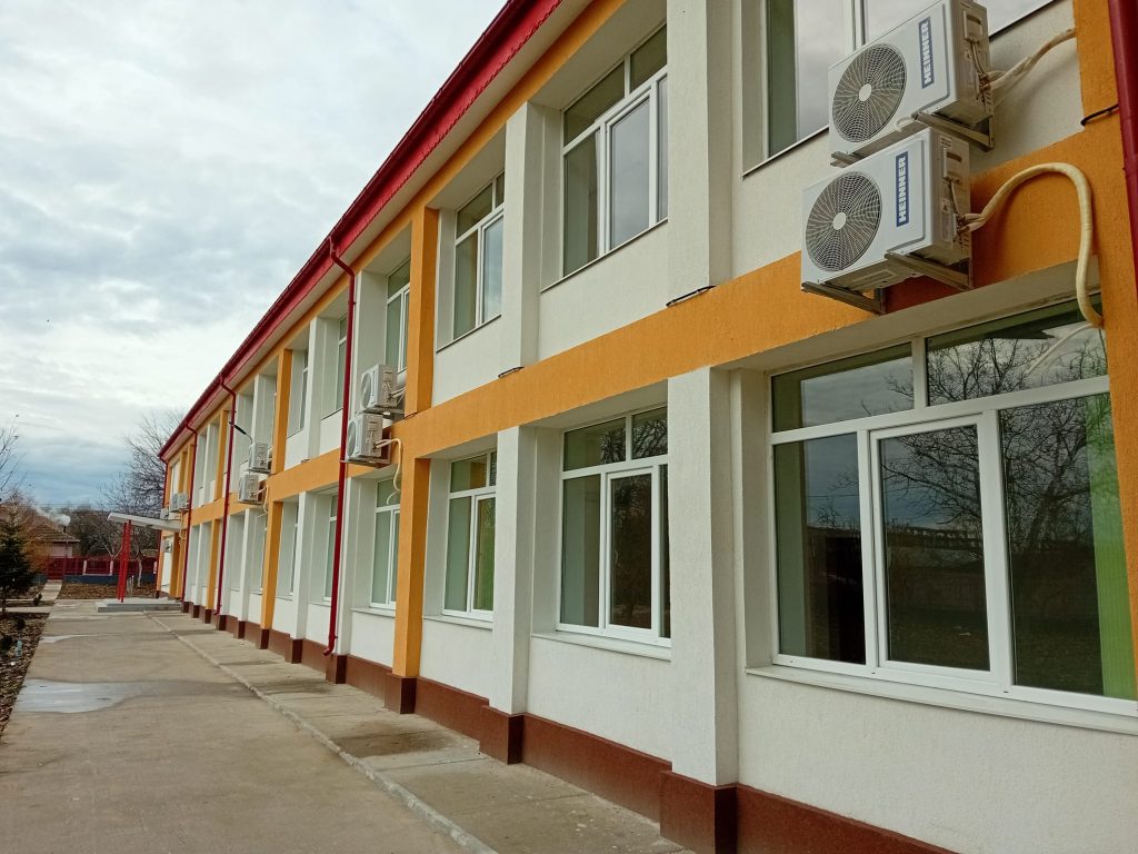 scoala nr (3)